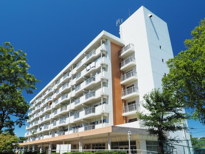 多摩ニュータウン 落合六丁目ハイツの外観写真