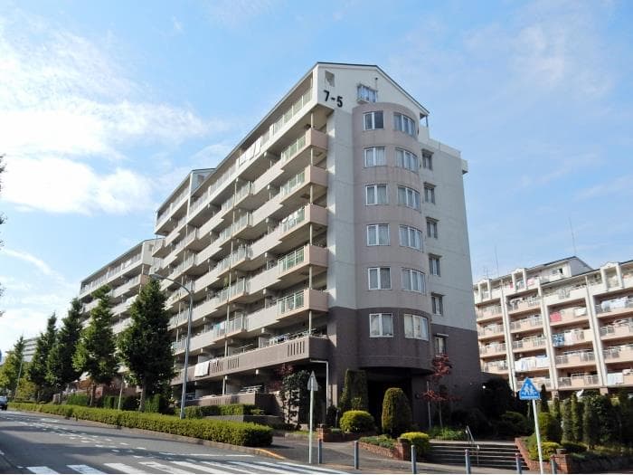 十日市場ヒルタウン　コンフォール十日市場七番街の外観写真