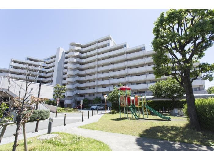 コンフォール本郷町の外観写真