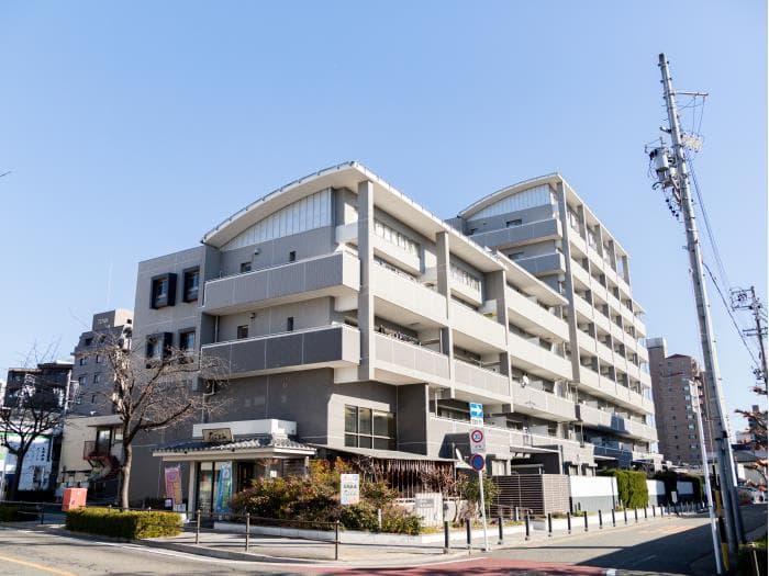 アーバニア主税町の外観写真