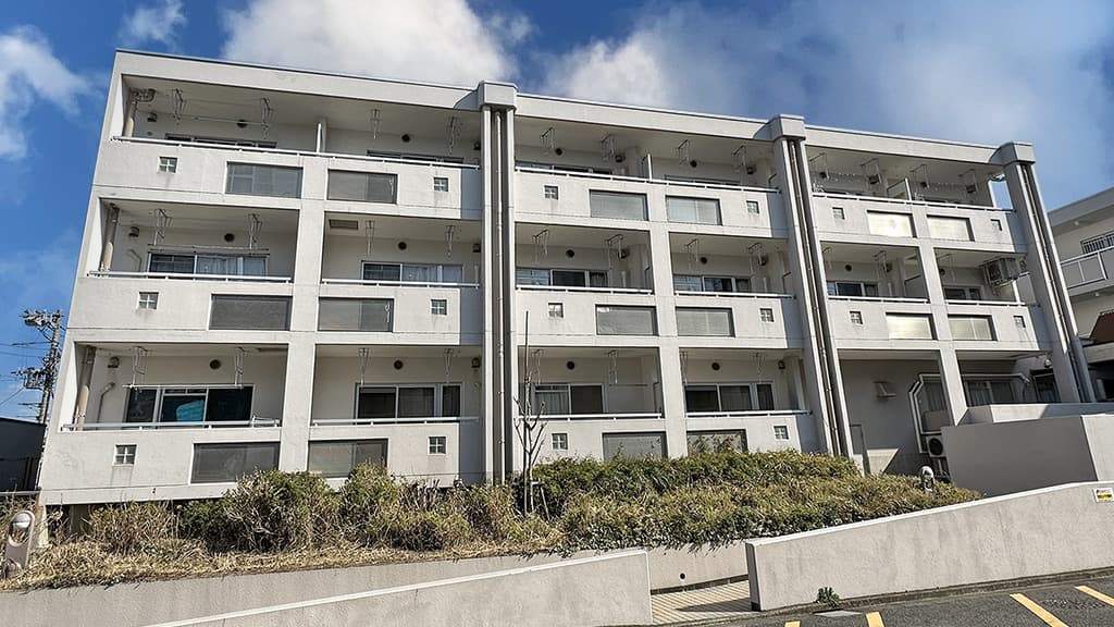 コーシャハイム神宮前五丁目の外観写真