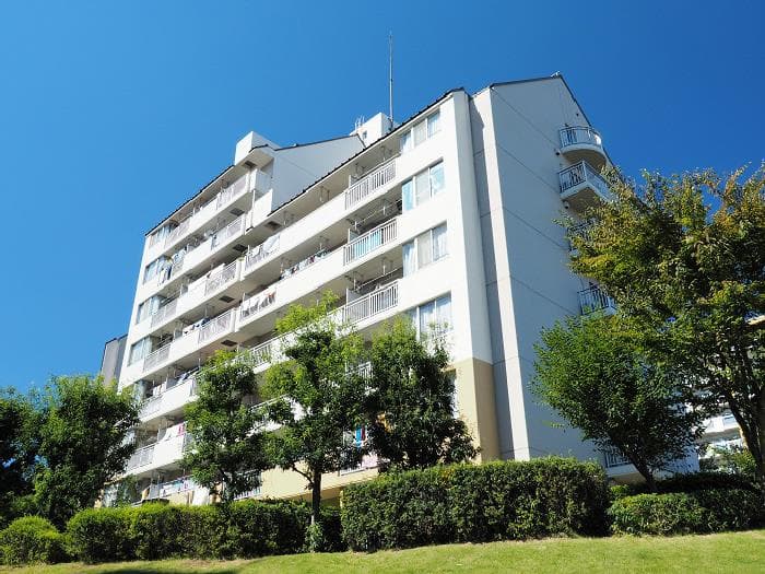 多摩ニュータウン ライブ長池 長池公園せせらぎ通り南の外観写真