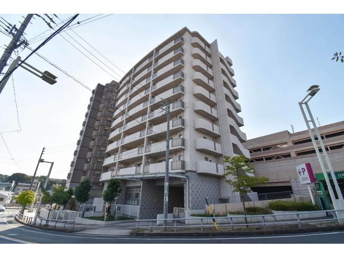 アーバニア有松駅前の外観写真
