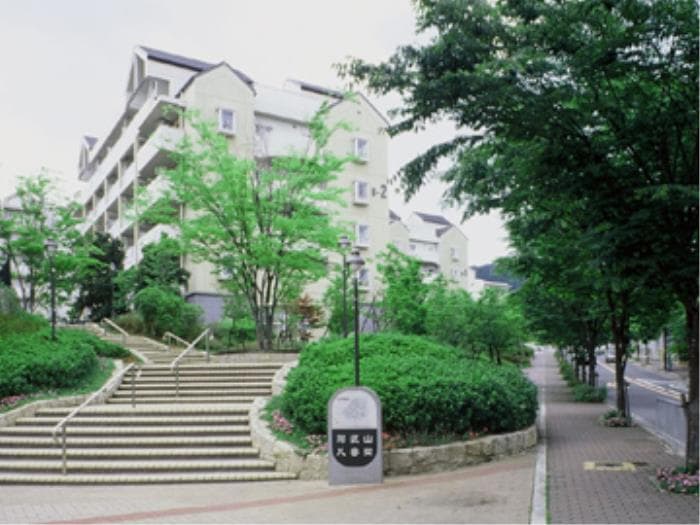 高槻・阿武山八番街の外観写真